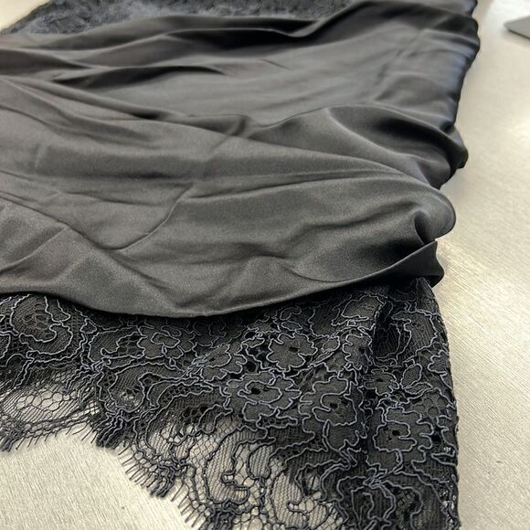 Alice+Olivia Dress 👸🏻   - Picture 3 of 7